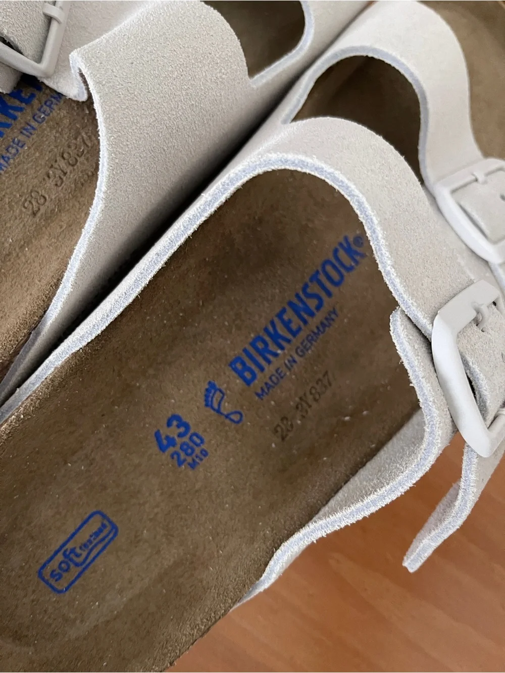 NIB BIRKENSTOCK ARIZONA SANDALS - Regular Fit